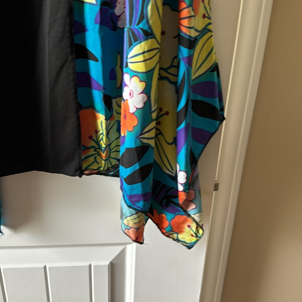 Dress - Picture 4 of 6